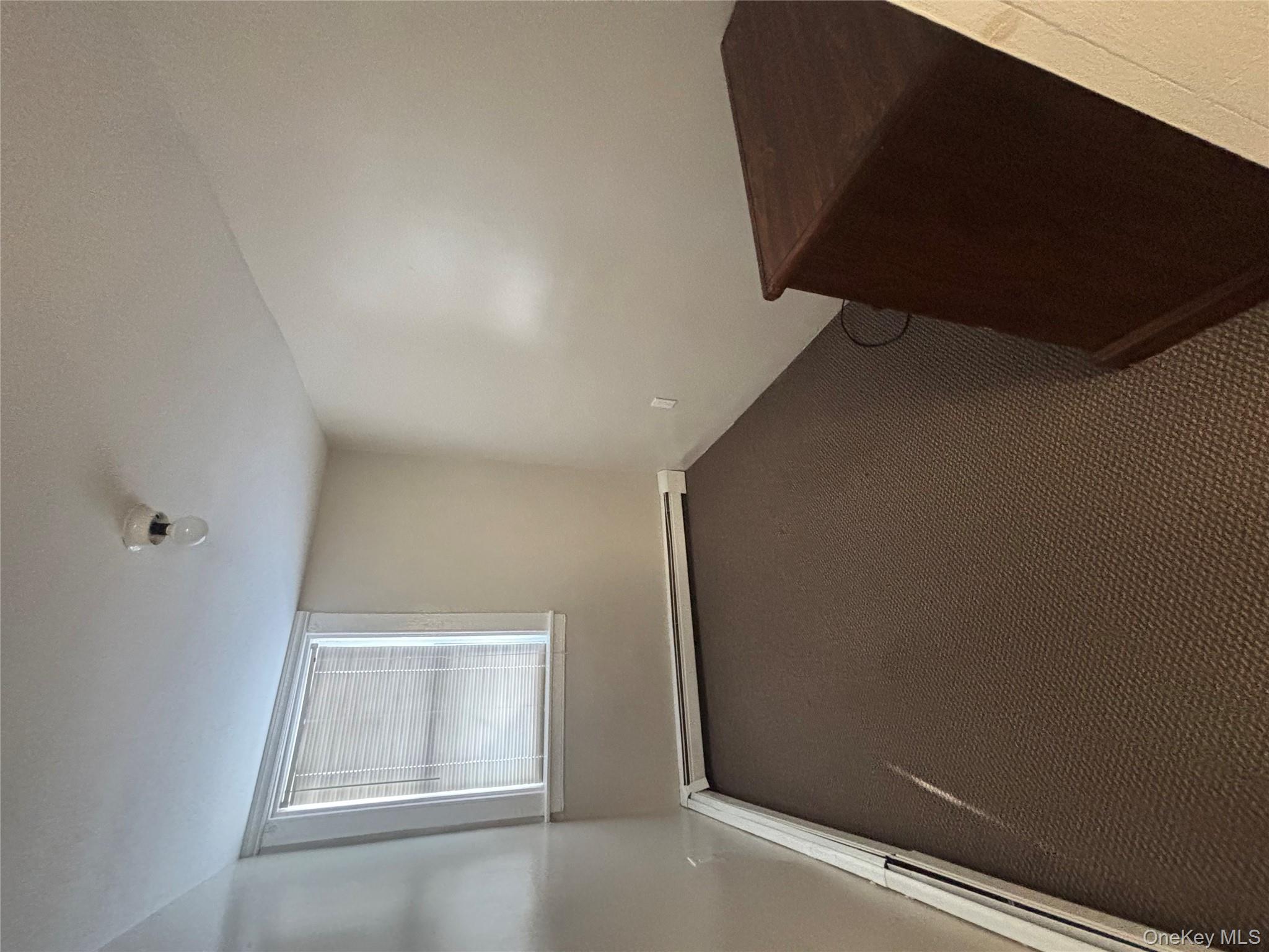 #4 photo, 84 Albany Street, Poughkeepsie , NY 12601