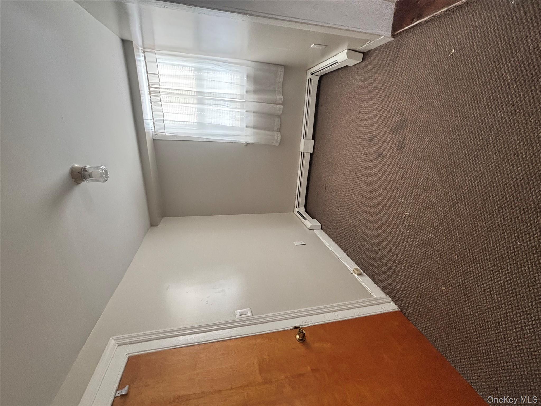 #5 photo, 84 Albany Street, Poughkeepsie , NY 12601