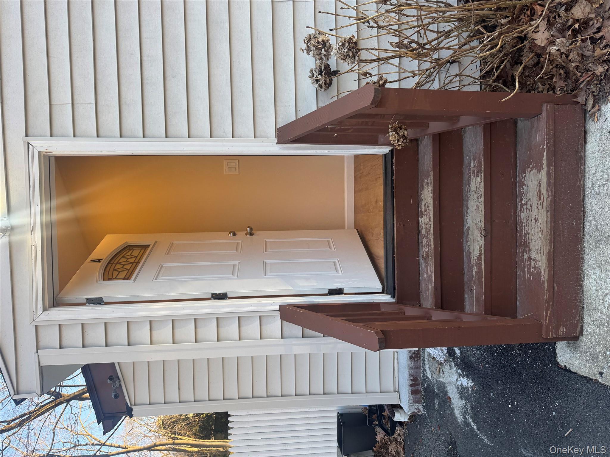 #10 photo, 8 Old Albany Post Road, Ossining , NY 10562