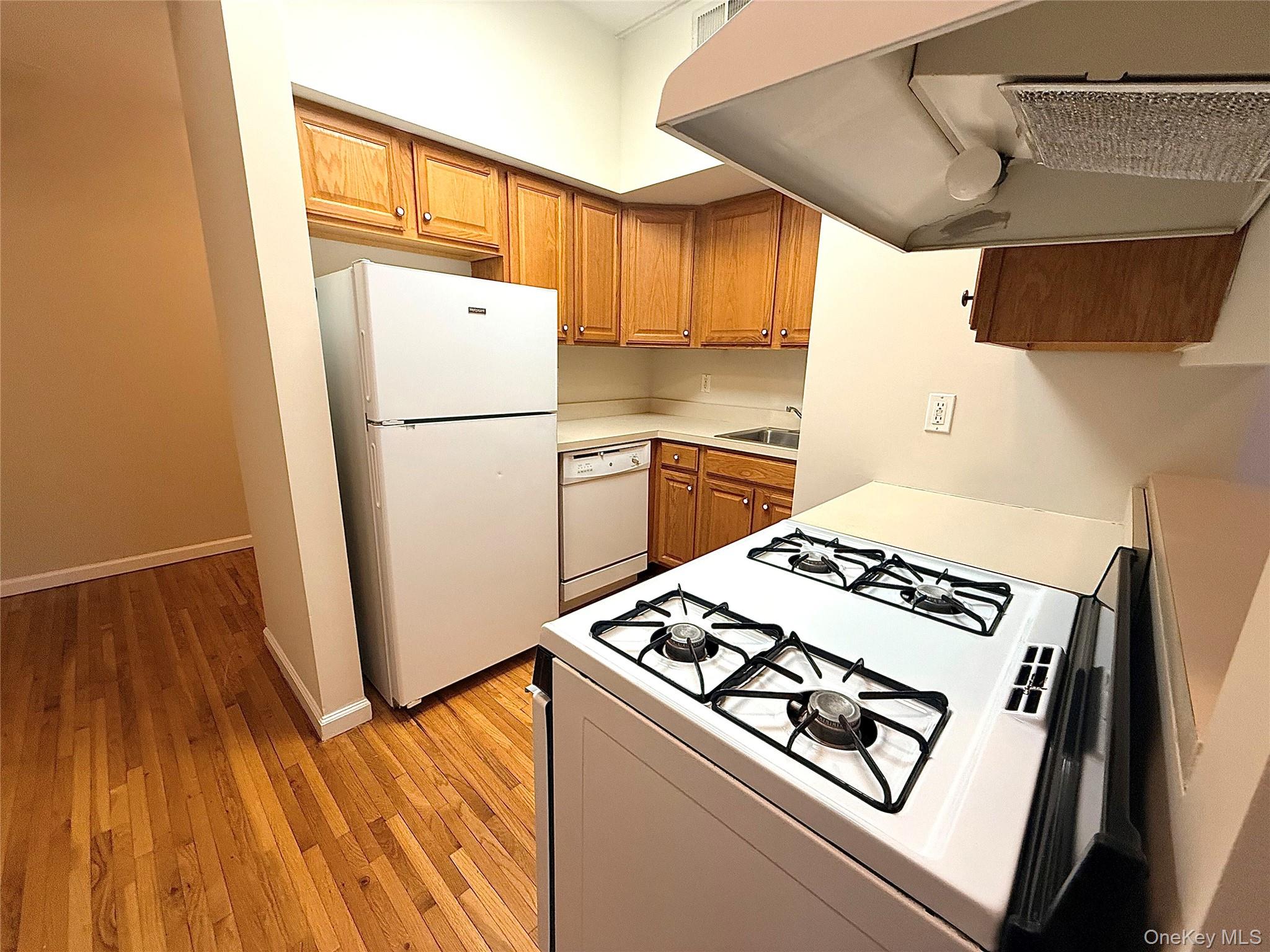 #4 photo, 70 Lime Kiln Road, Tuckahoe , NY 10707