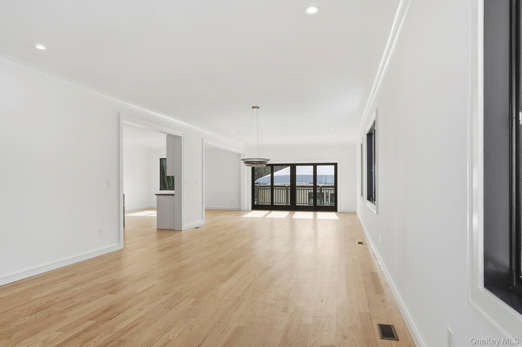 #11 photo, 31 Gedney Way, White Plains , NY 10605