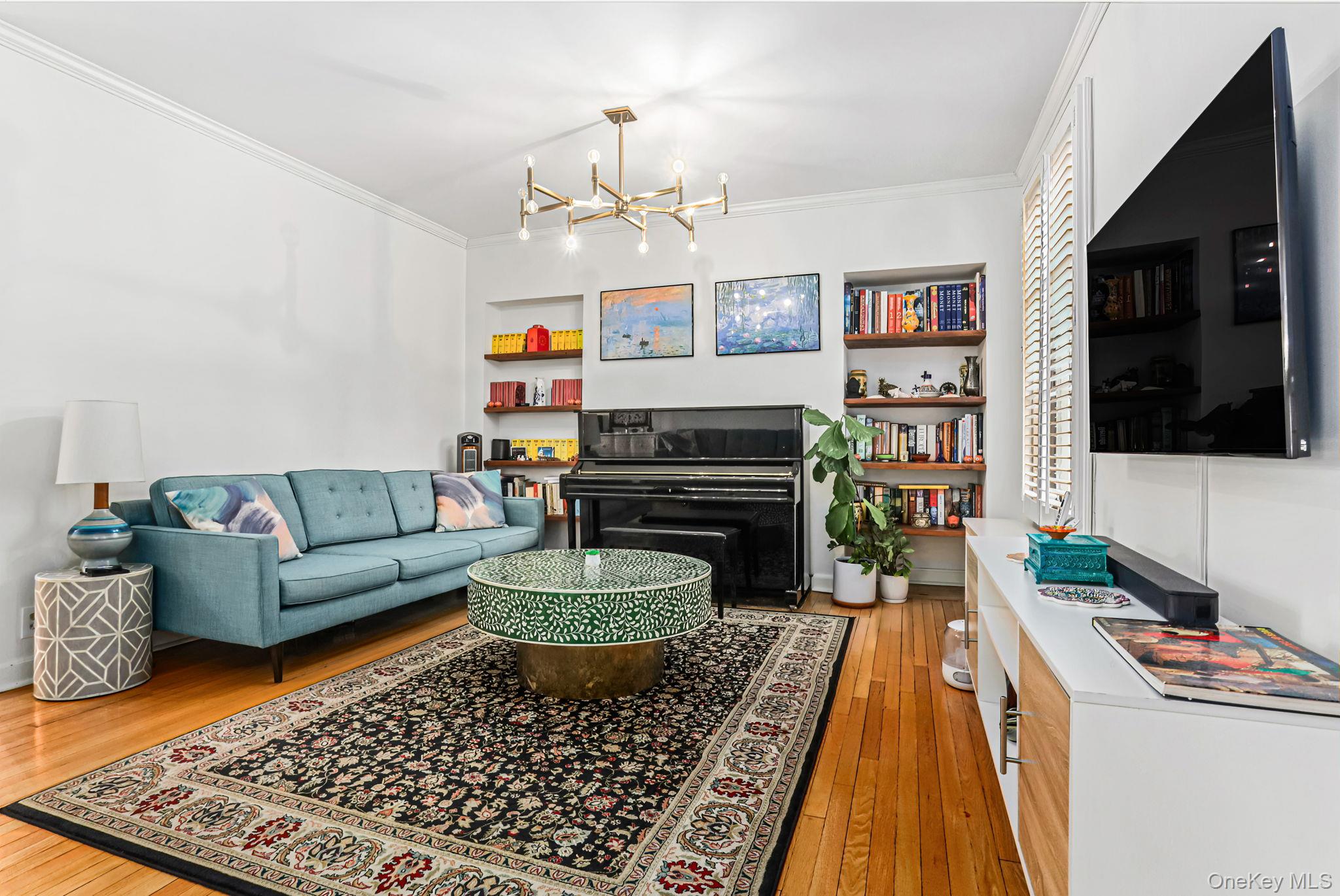 #2 photo, 3 Park Avenue Terrace, Bronxville , NY 10708
