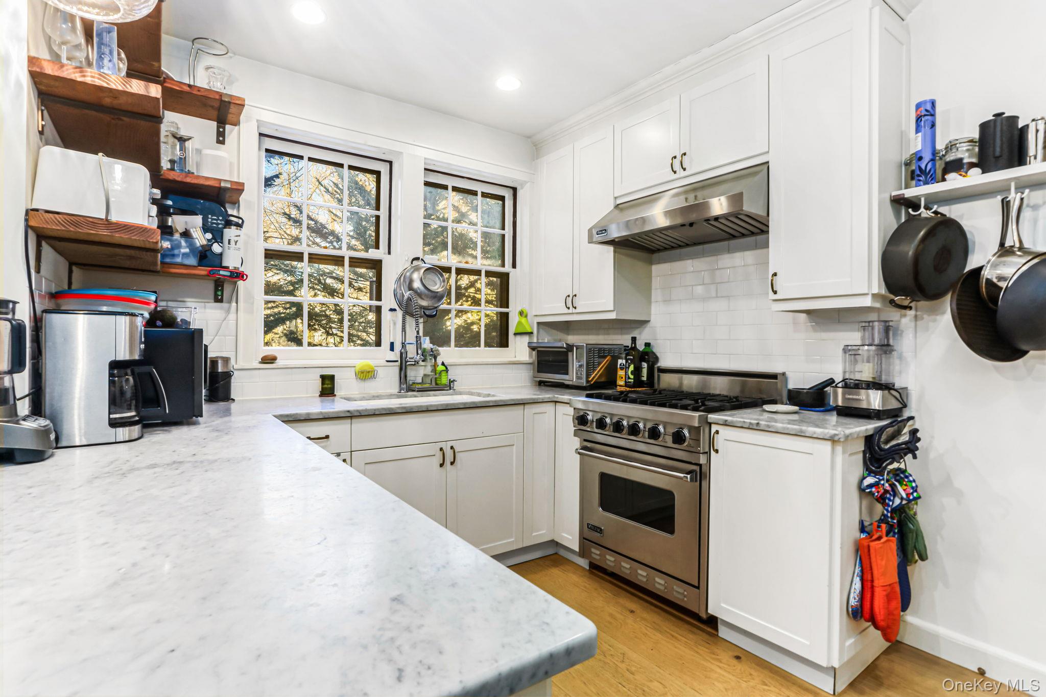 #7 photo, 3 Park Avenue Terrace, Bronxville , NY 10708