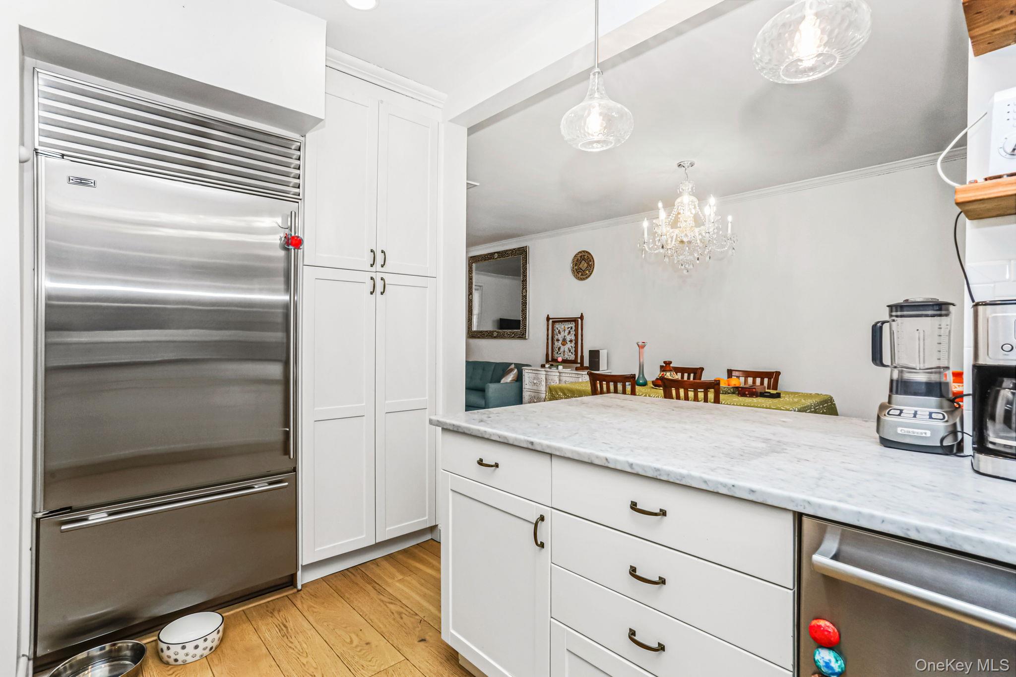 #8 photo, 3 Park Avenue Terrace, Bronxville , NY 10708