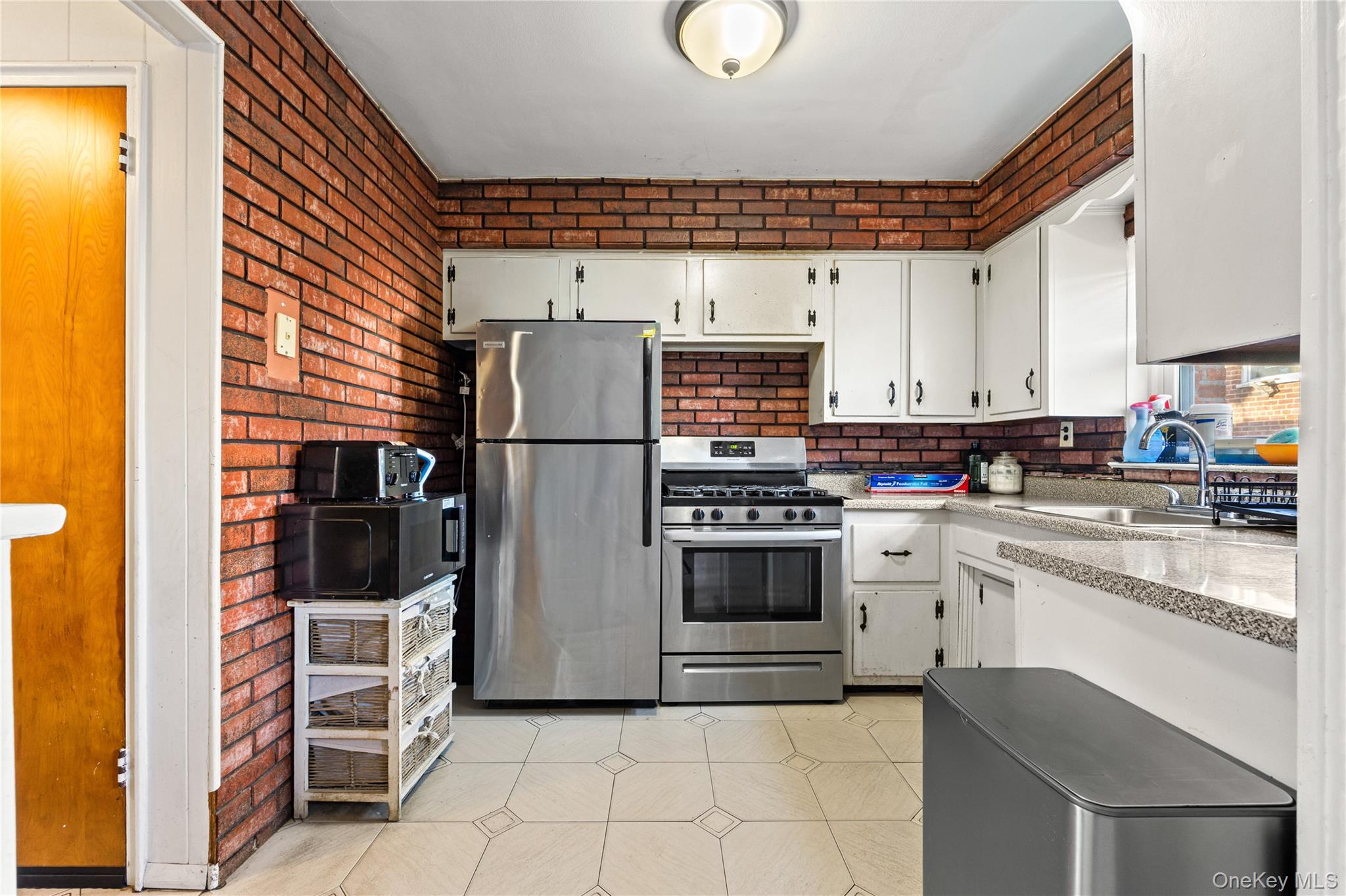 #6 photo, 2857 Wilkinson Avenue, Bronx , NY 10461