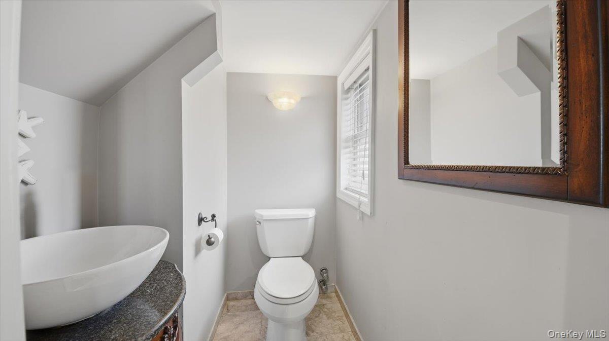 #11 photo, 3343 Agar Place, הברונקס Bronx , NY 10465