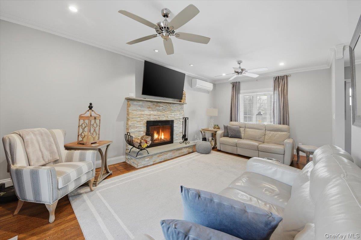 #12 photo, 3343 Agar Place, הברונקס Bronx , NY 10465