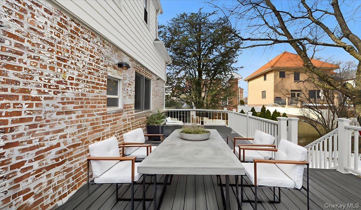 #5 photo, 3343 Agar Place, הברונקס Bronx , NY 10465