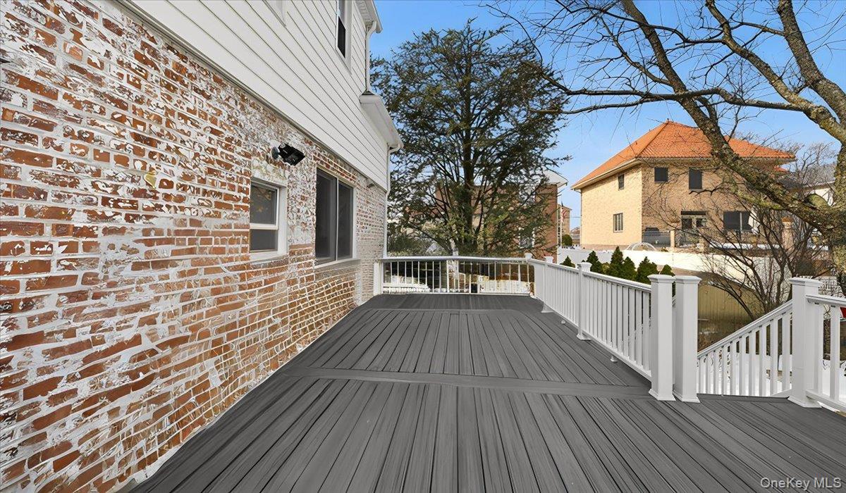 #6 photo, 3343 Agar Place, הברונקס Bronx , NY 10465