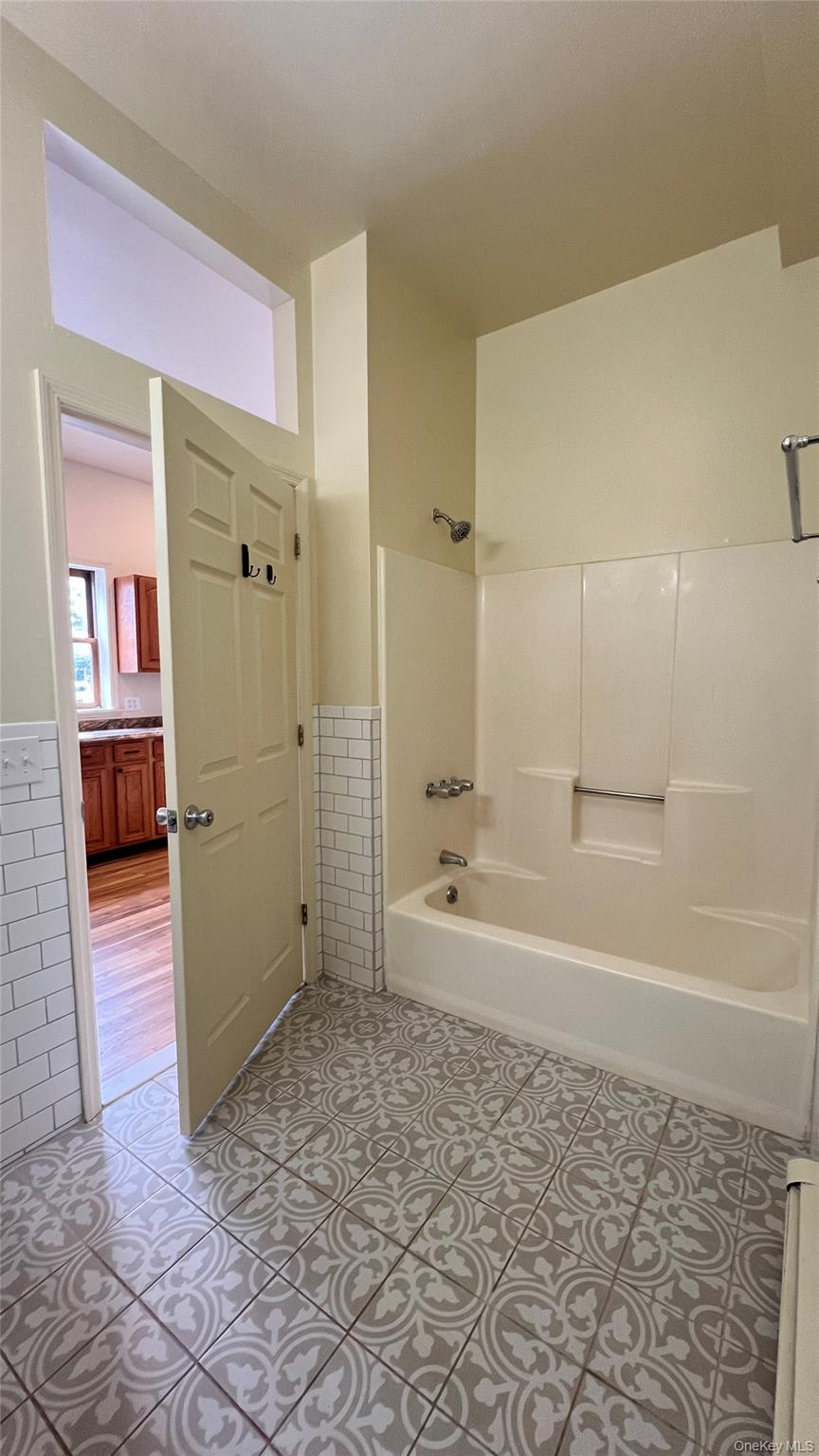 #7 photo, 74 North Street, Newburgh , NY 12550