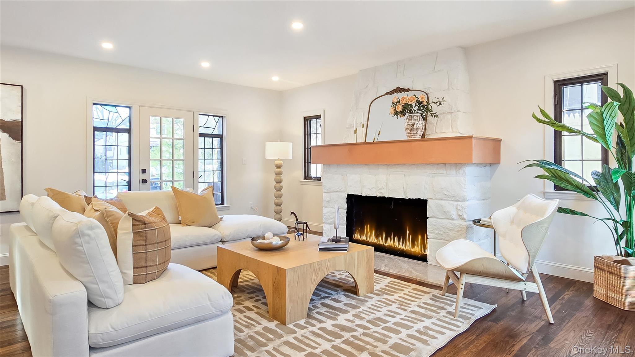 #12 photo, 18 Lakeside Drive, New Rochelle , NY 10801