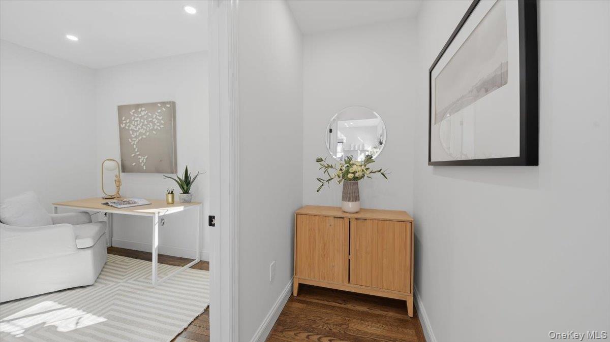 #16 photo, 18 Lakeside Drive, New Rochelle , NY 10801