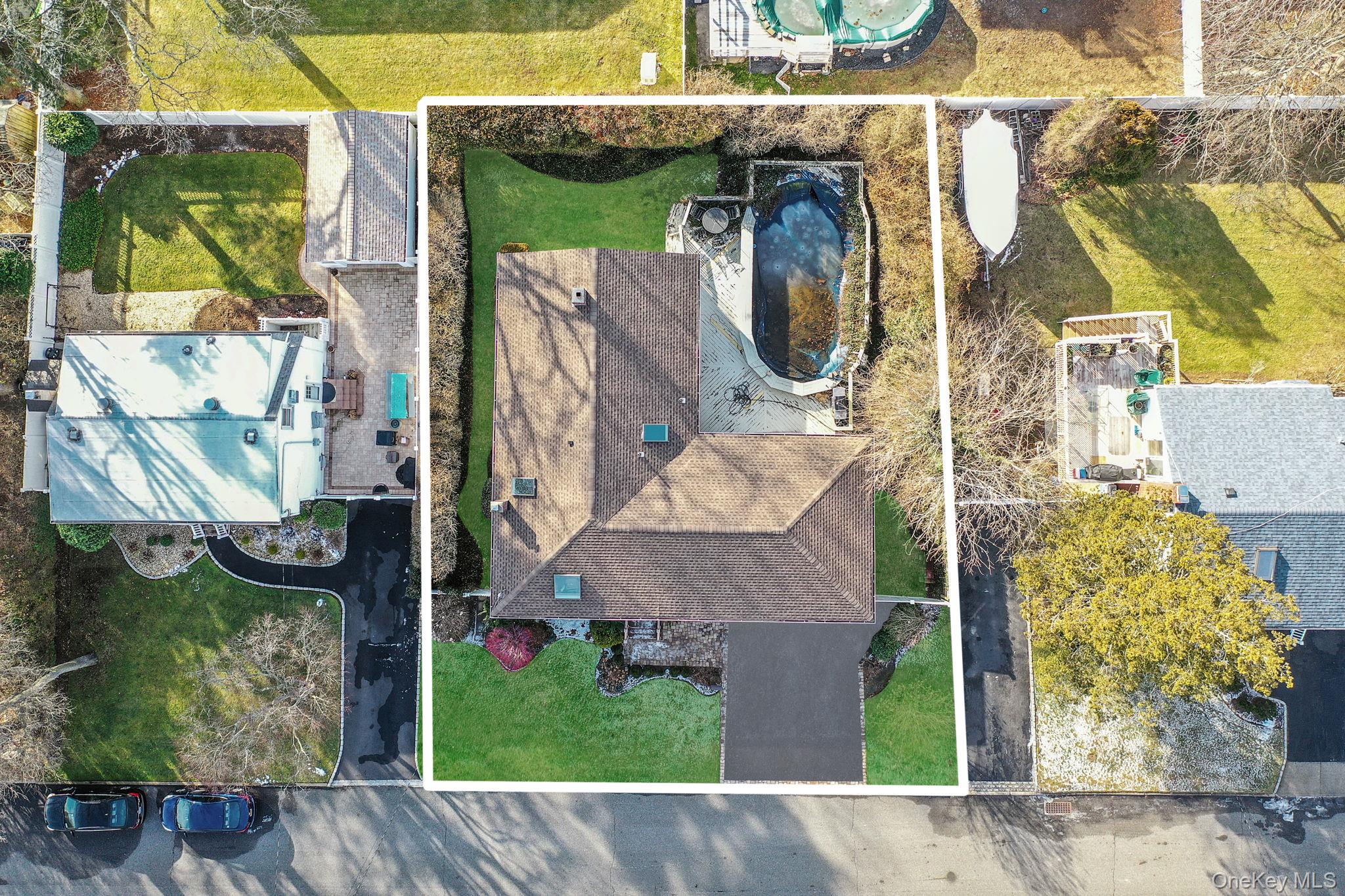 #1 photo, 1616 Madison Avenue, West Islip , NY 11795