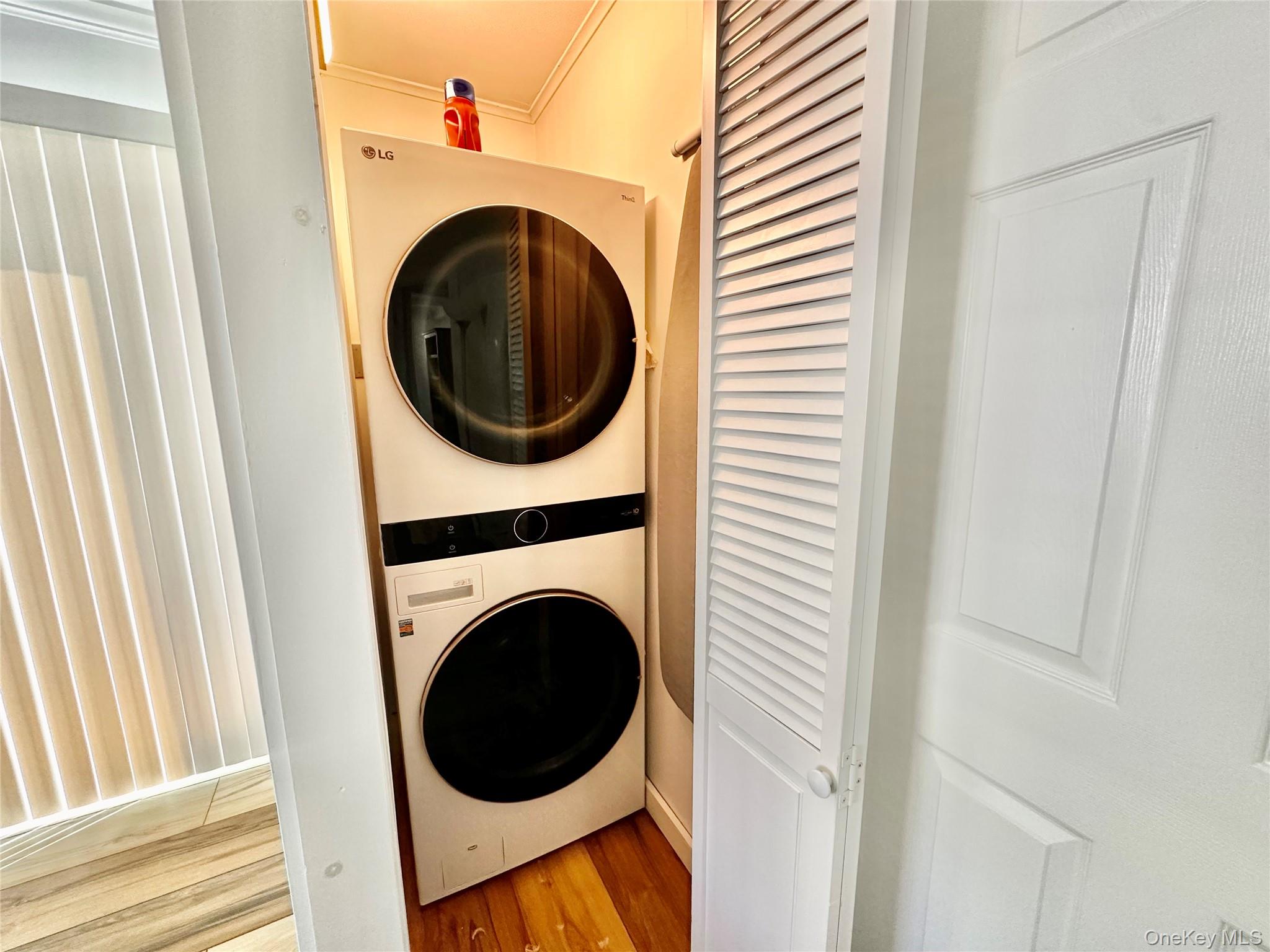 #13 photo, 16 Osceola Lane, Southampton , NY 11968