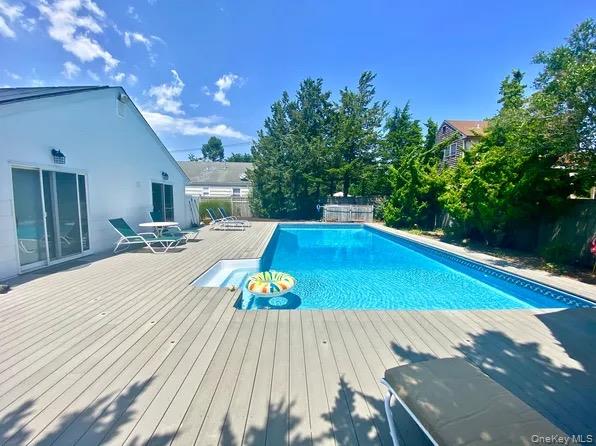 #14 photo, 16 Osceola Lane, Southampton , NY 11968