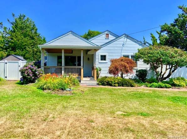 #17 photo, 16 Osceola Lane, Southampton , NY 11968