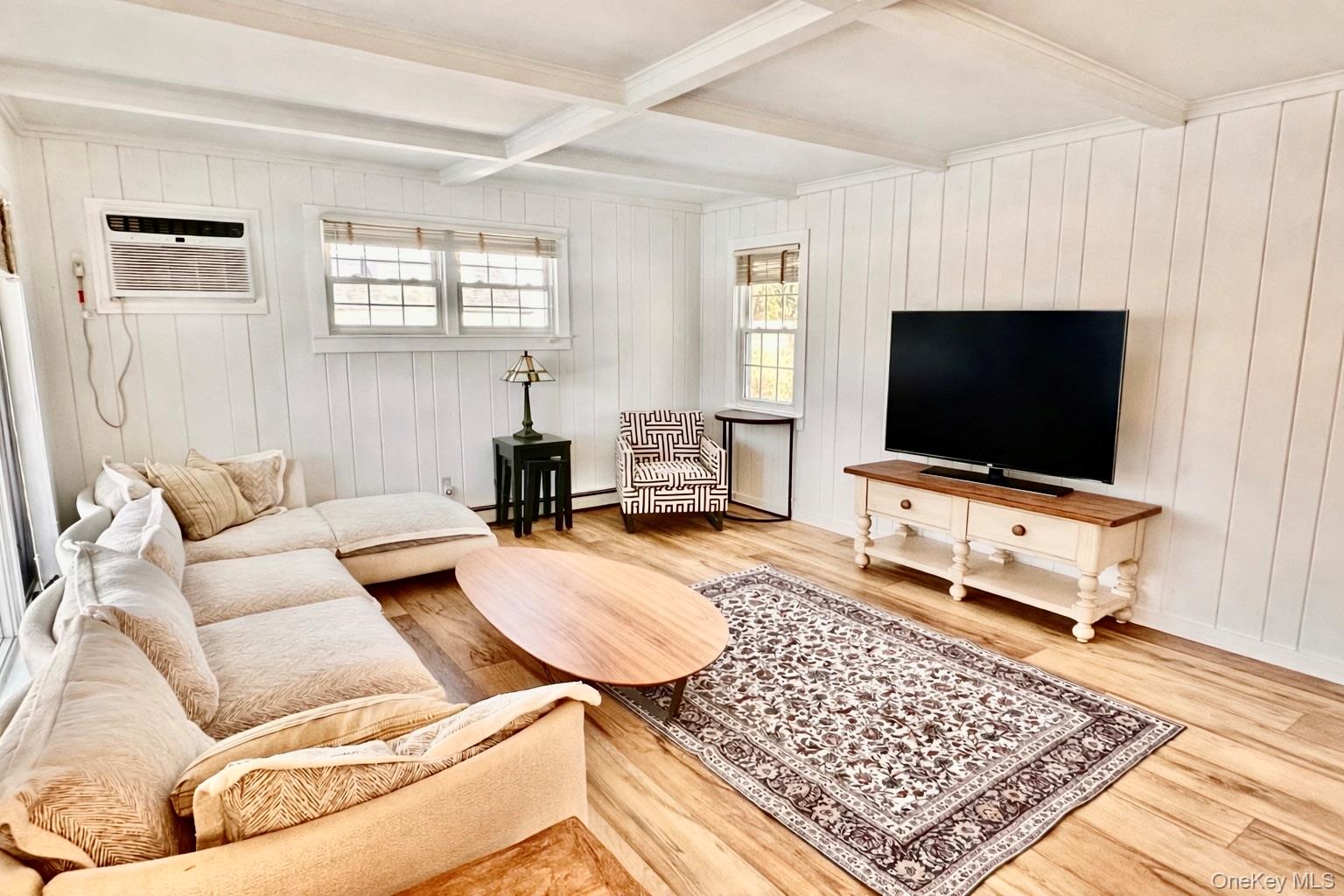 #9 photo, 16 Osceola Lane, Southampton , NY 11968