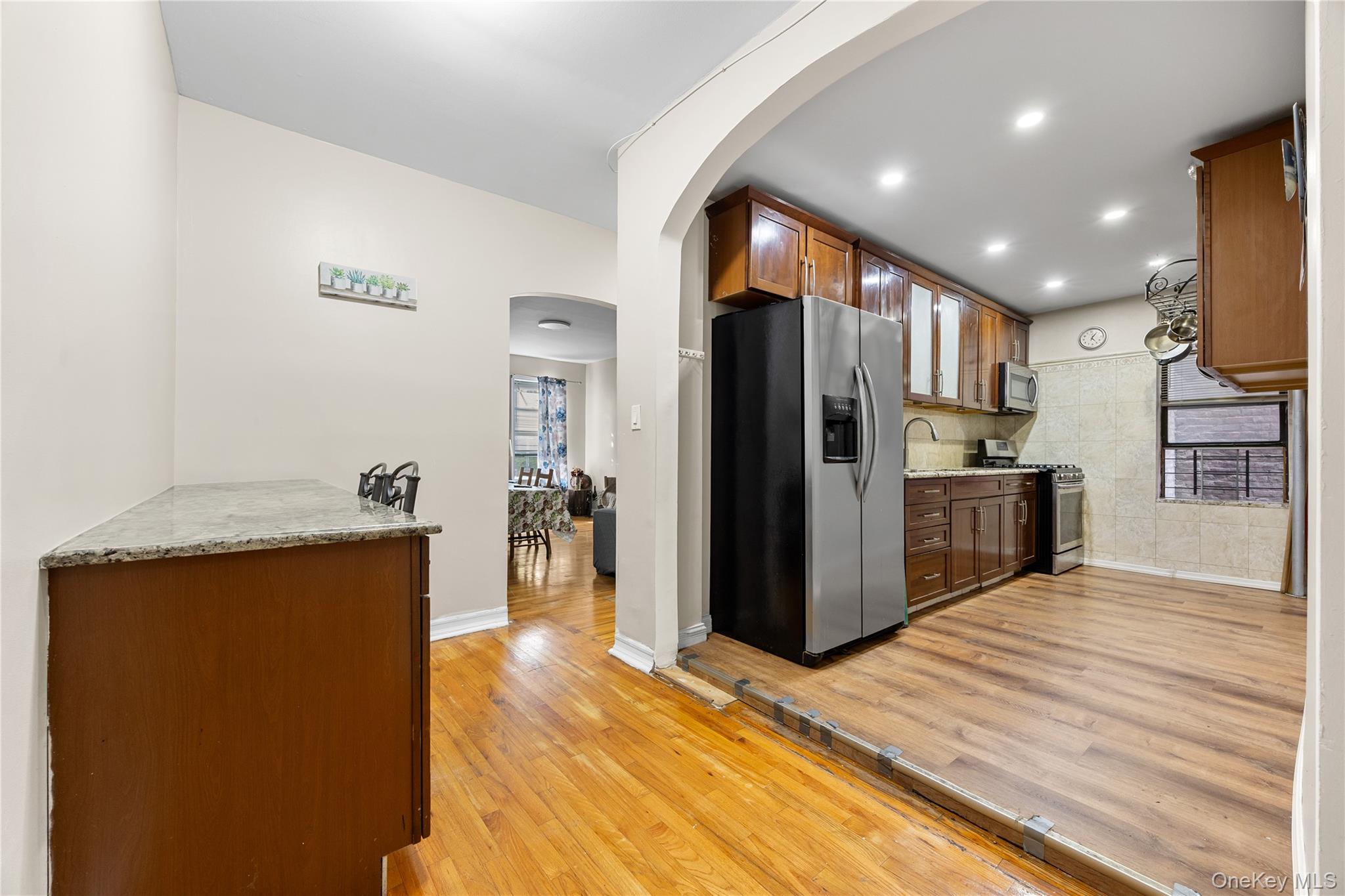 #11 photo, 1670 Longfellow Avenue, Bronx , NY 10460