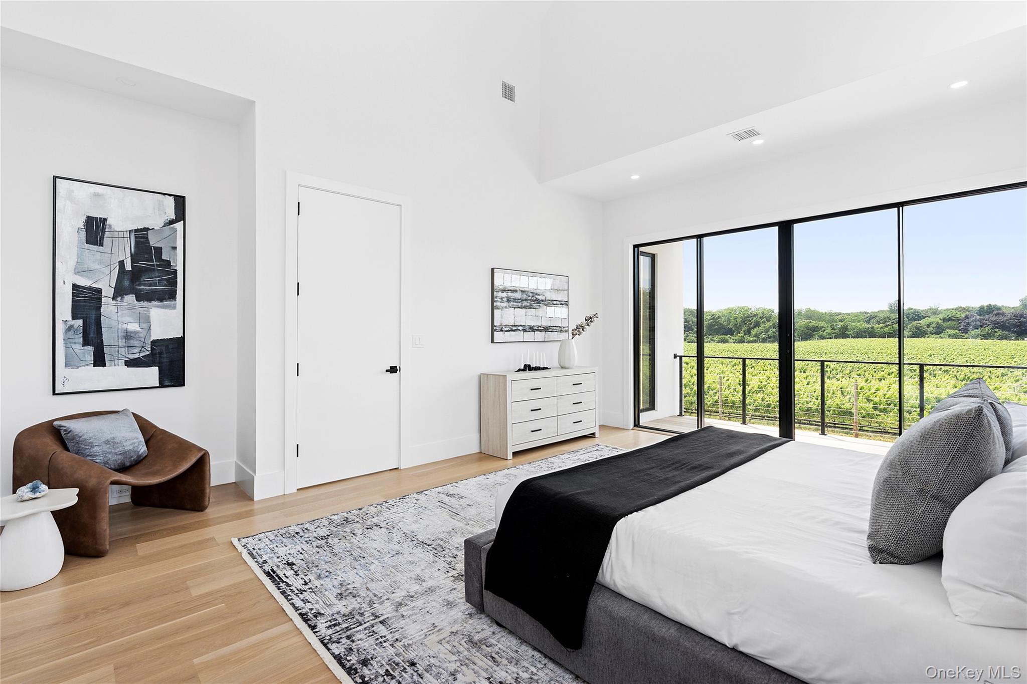 #20 photo, 19620 Soundview Avenue, Саффолк ‖ Southold , NY 11971