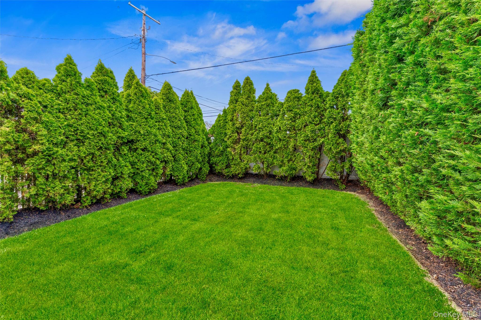 #5 photo, 262 Channon Road, Hewlett , NY 11557