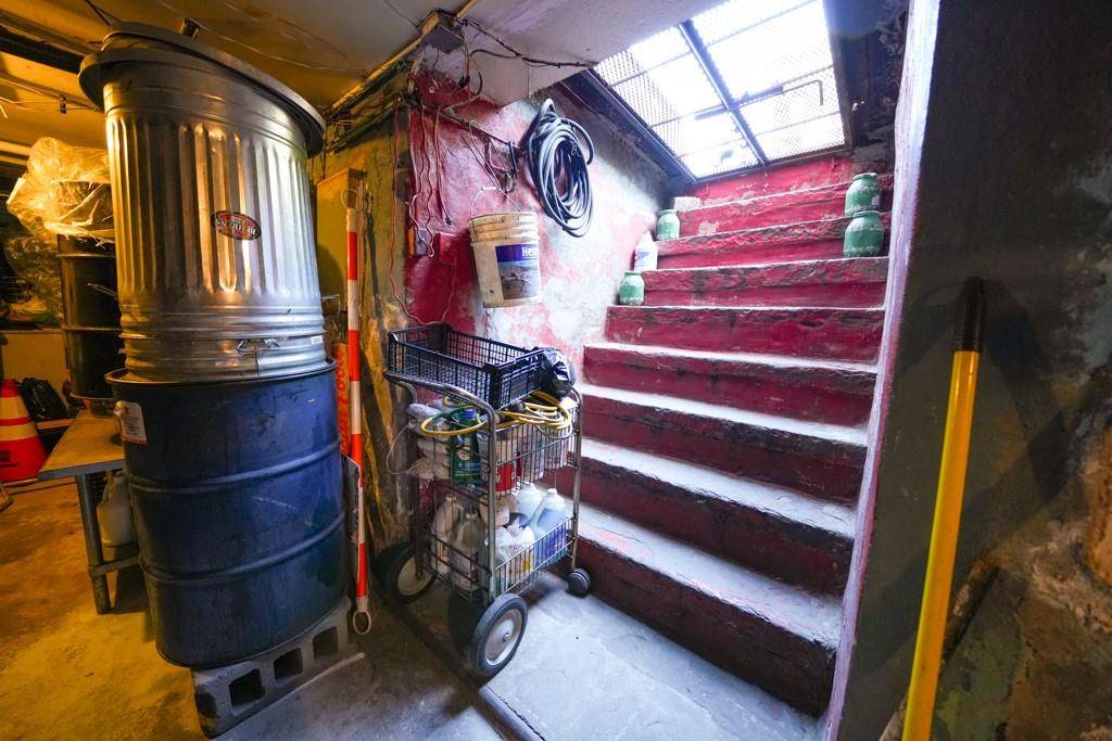 #15 photo, 324 Suydam Street, Bushwick , NY 11237