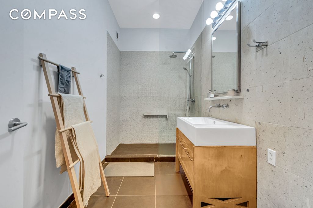 #12 photo, 27-28 Thomson Avenue, 皇后区 长岛城 Long Island City , NY 11101