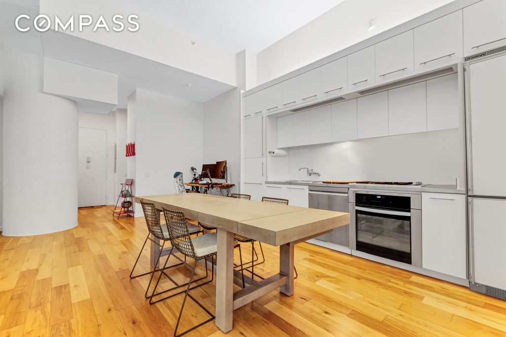 #7 photo, 27-28 Thomson Avenue, 皇后区 长岛城 Long Island City , NY 11101