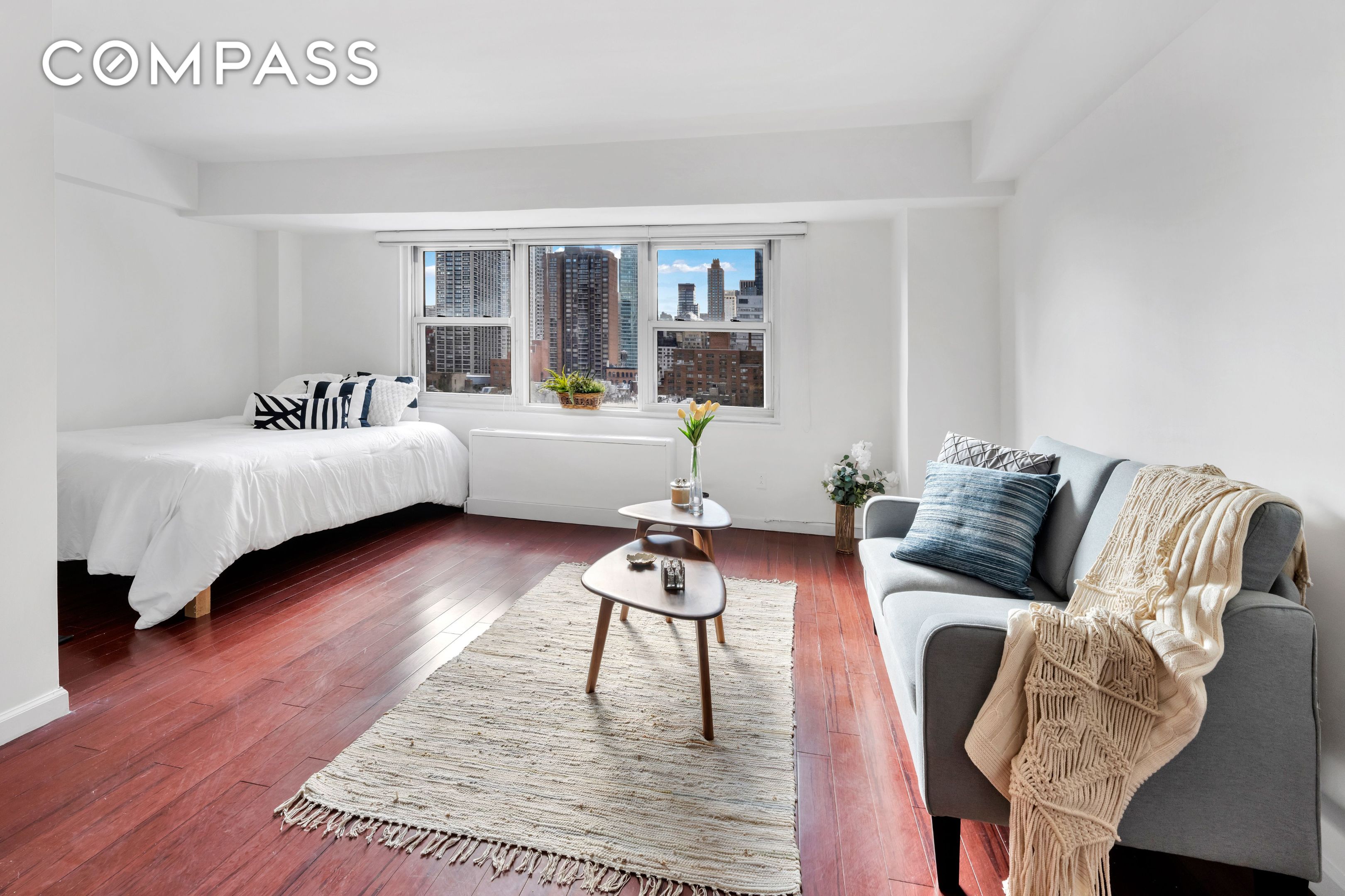 #4 photo, 210 E 63rd Street, Lenox Hill , NY 10065