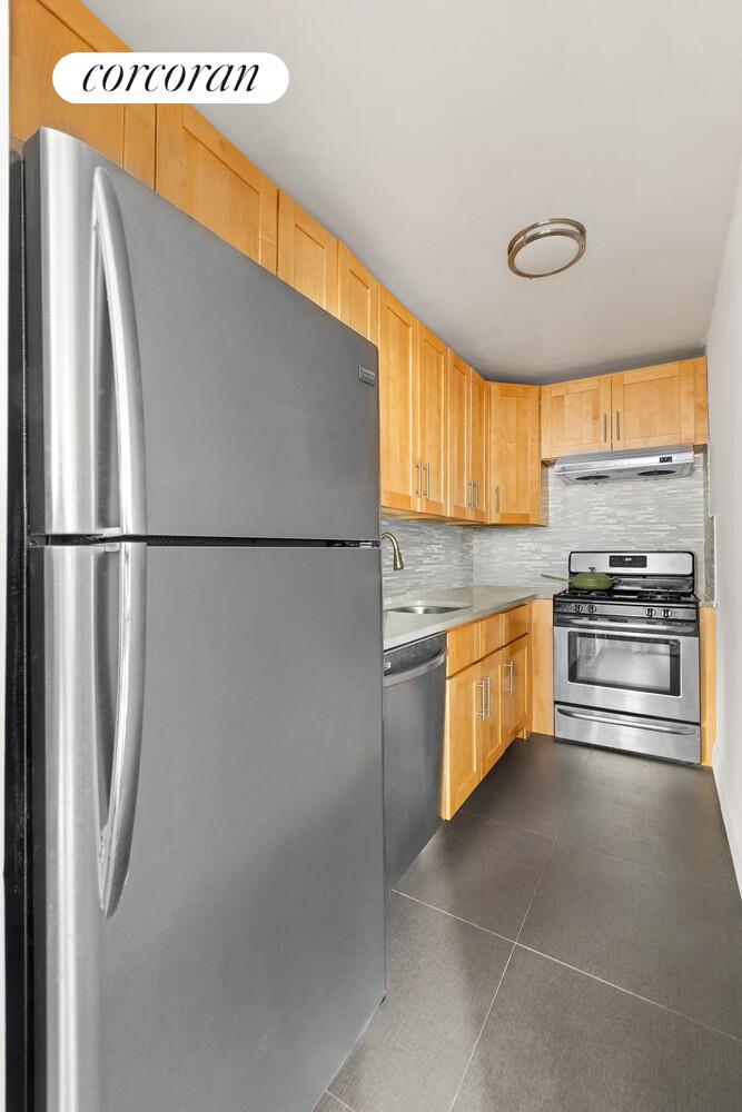 #4 photo, 200 E 58TH Street, Sutton Place , NY 10022