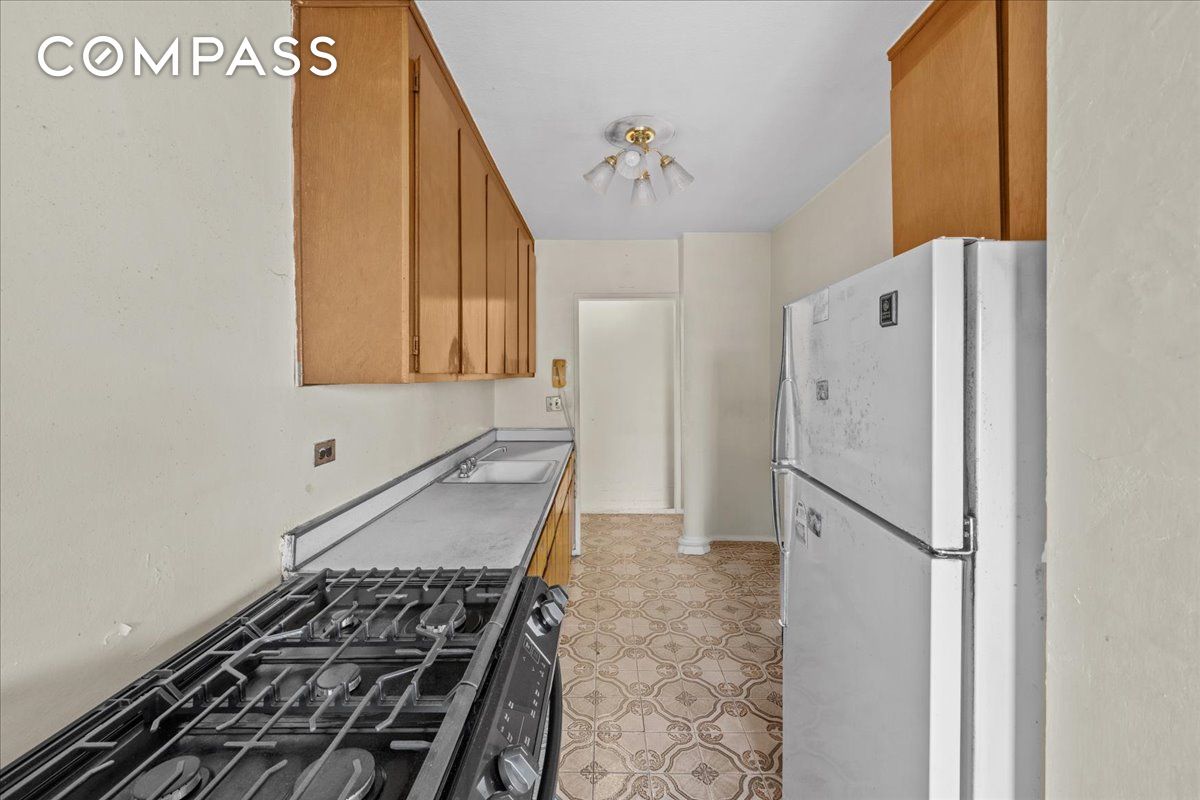 #8 photo, 448 Neptune Avenue, Coney Island , NY 11224