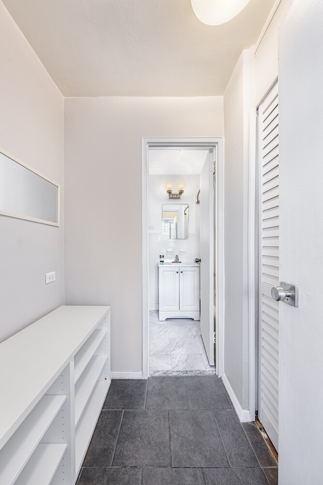 #8 photo, 333 E 14TH Street, Gramercy Park , NY 10003