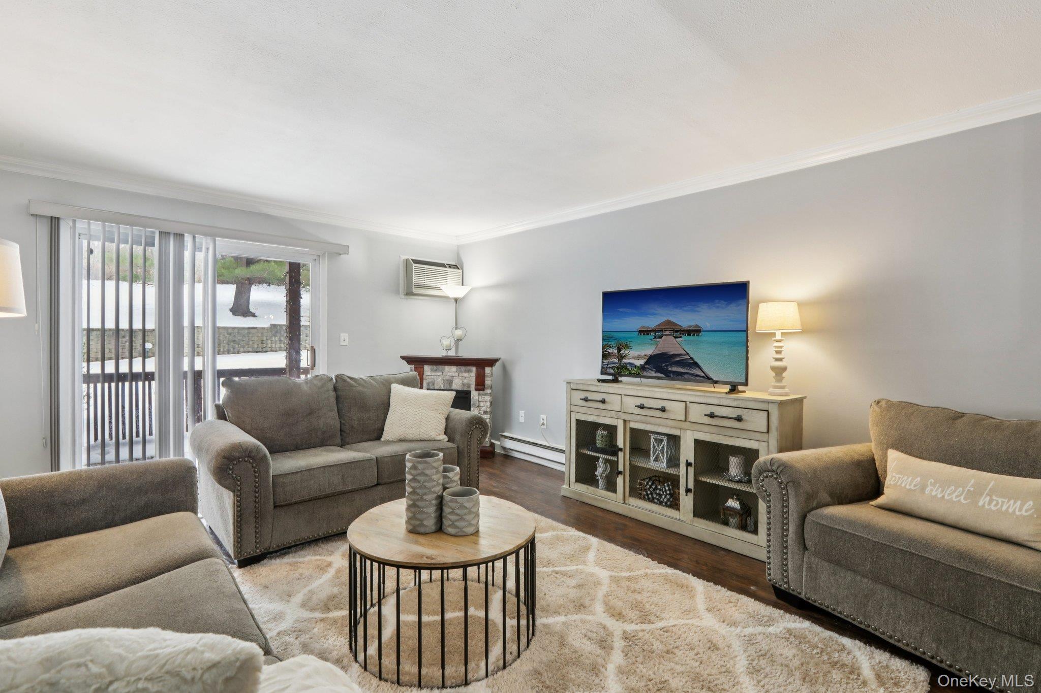 #7 photo, 15 Crescent Drive, Thiells , NY 10984