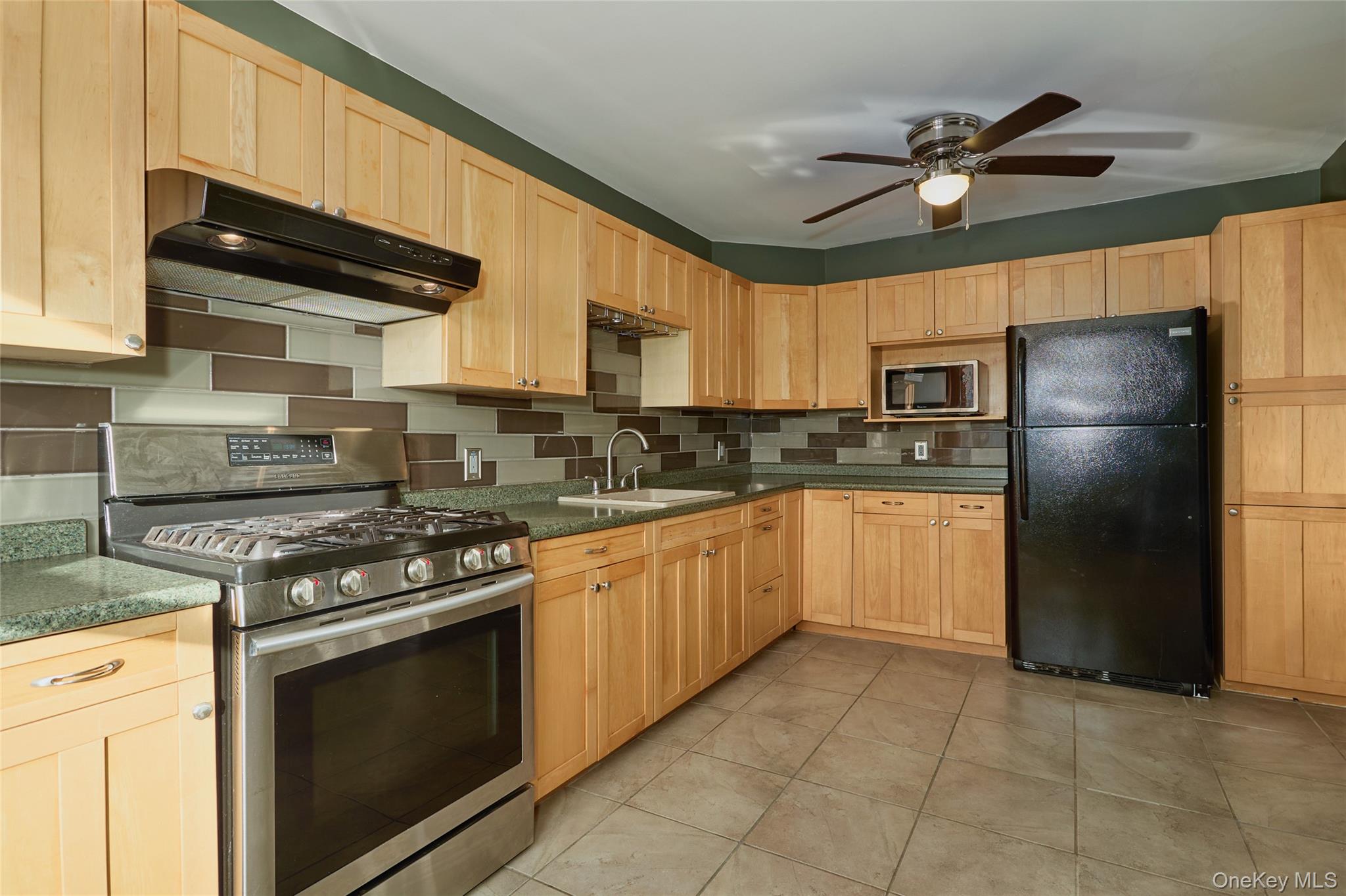 #15 photo, 1668 Route 9, Wappingers Falls , NY 12590