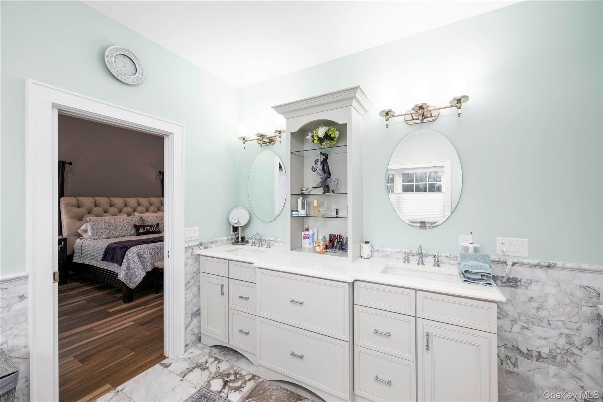 #19 photo, 1016 Forest Glen, New Windsor , NY 12553