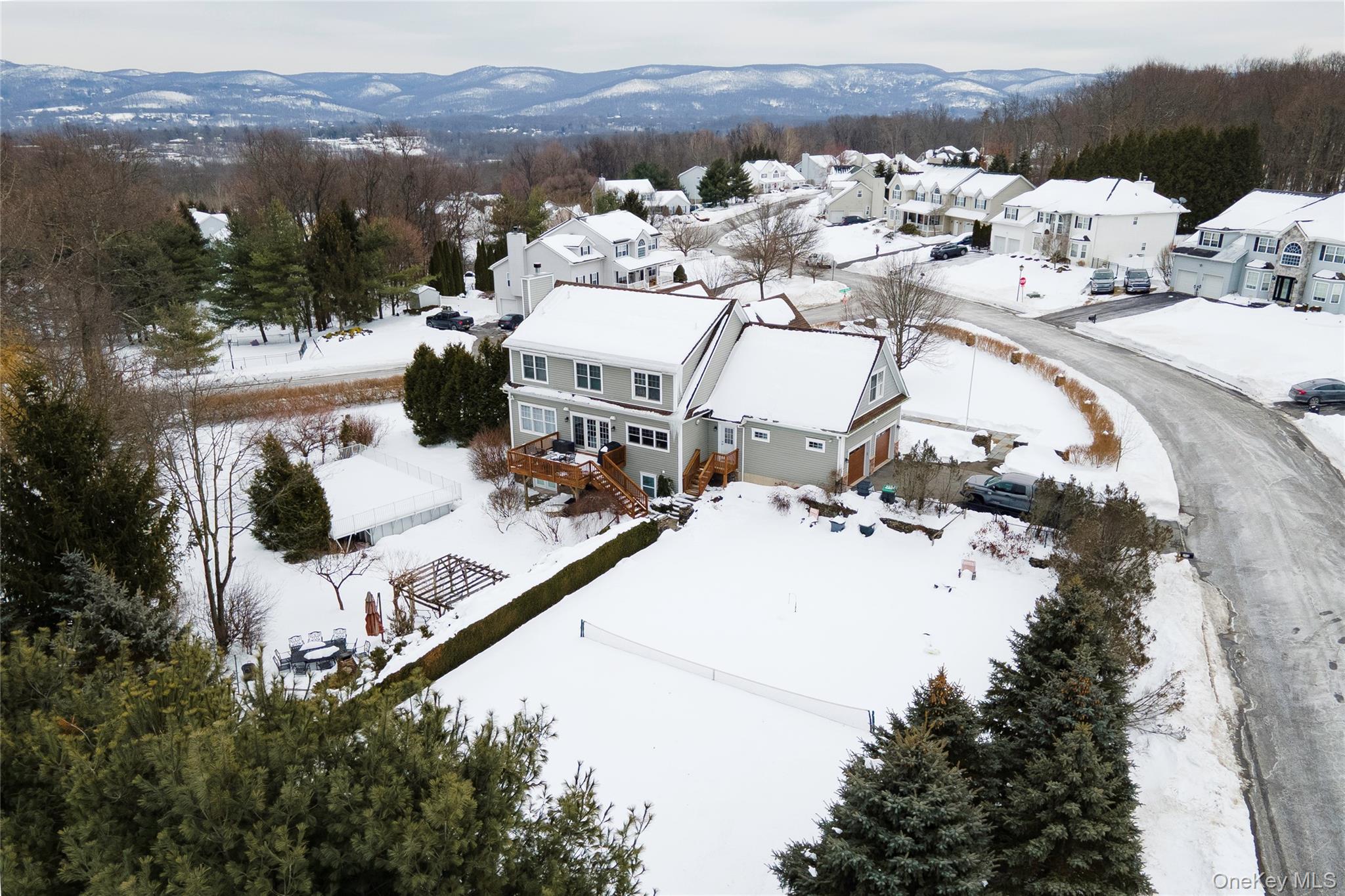 #3 photo, 1016 Forest Glen, New Windsor , NY 12553