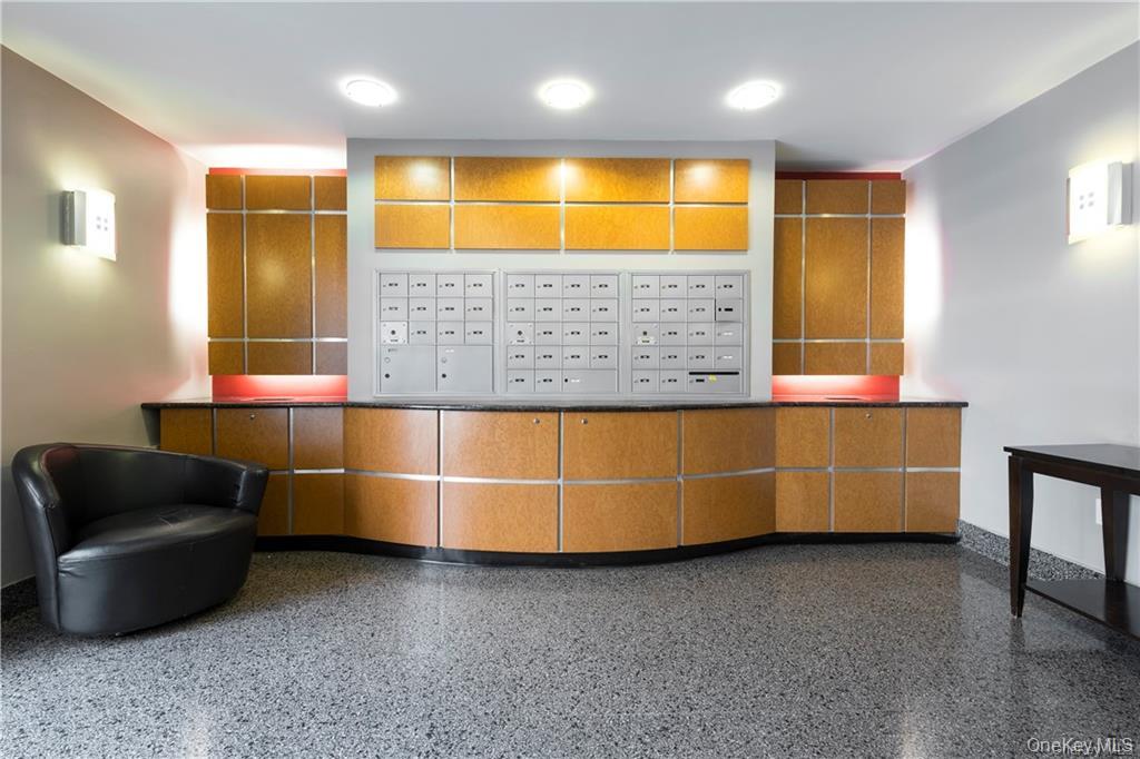 #17 photo, 1133 Midland Avenue, Bronxville , NY 10708