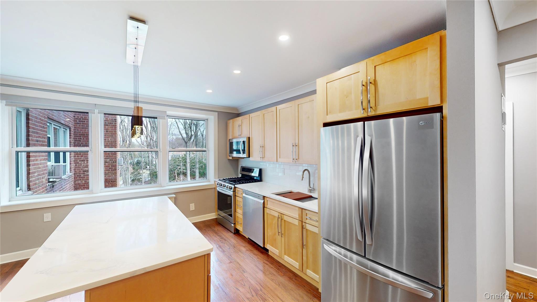 #7 photo, 1133 Midland Avenue, Bronxville , NY 10708