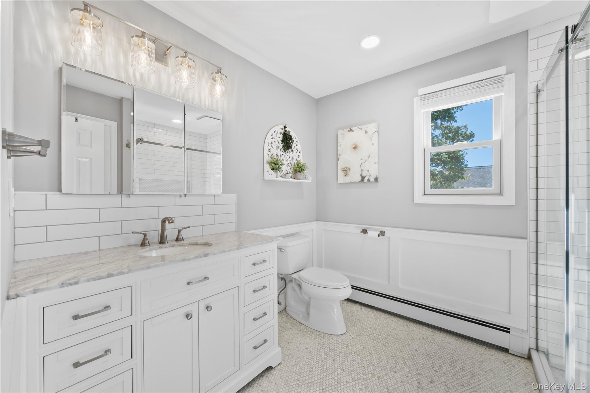 #16 photo, 231 46th Street, מחוז סאפוק Lindenhurst , NY 11757