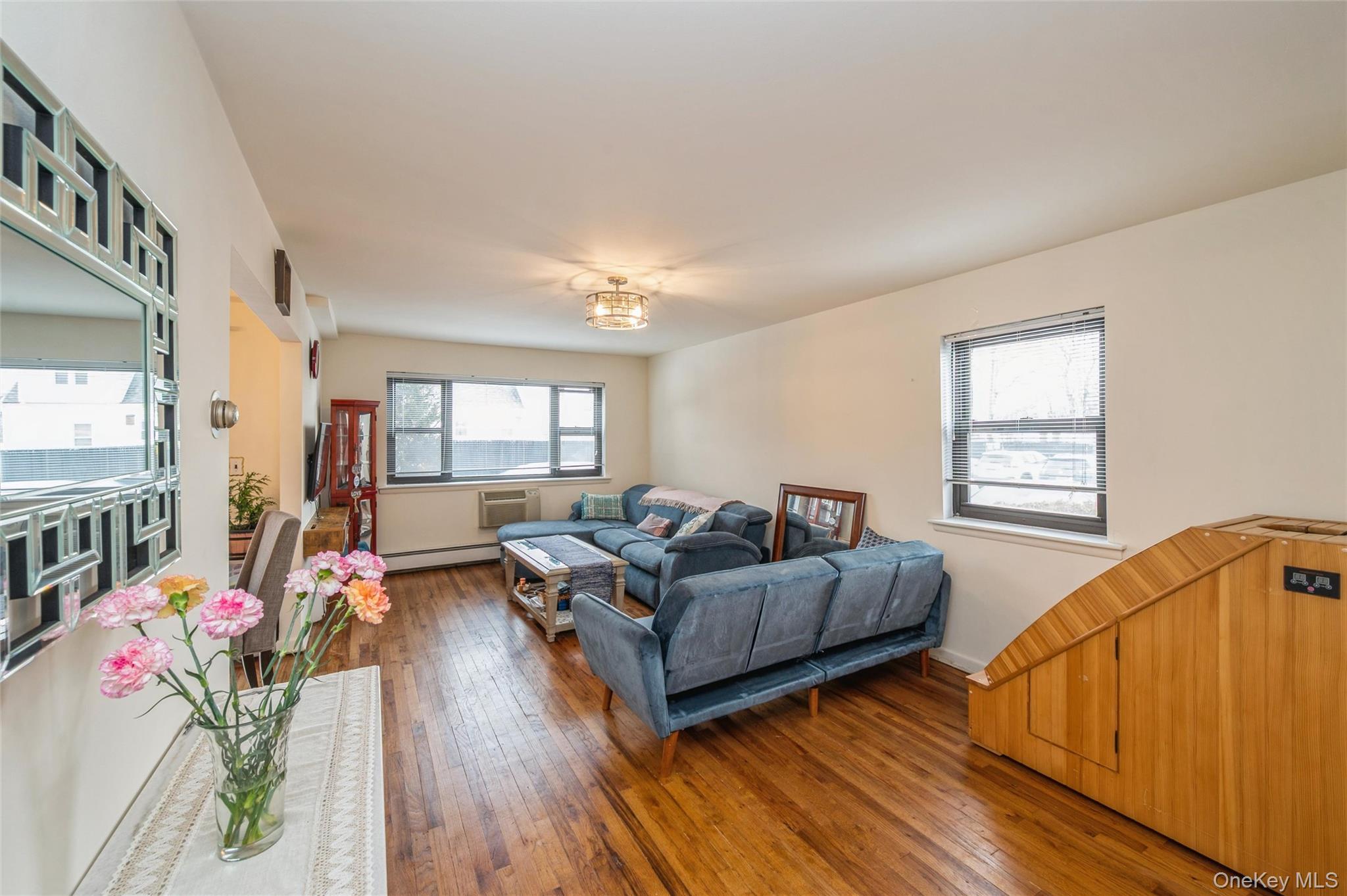 #3 photo, 216 Fulton Street, Farmingdale , NY 11735