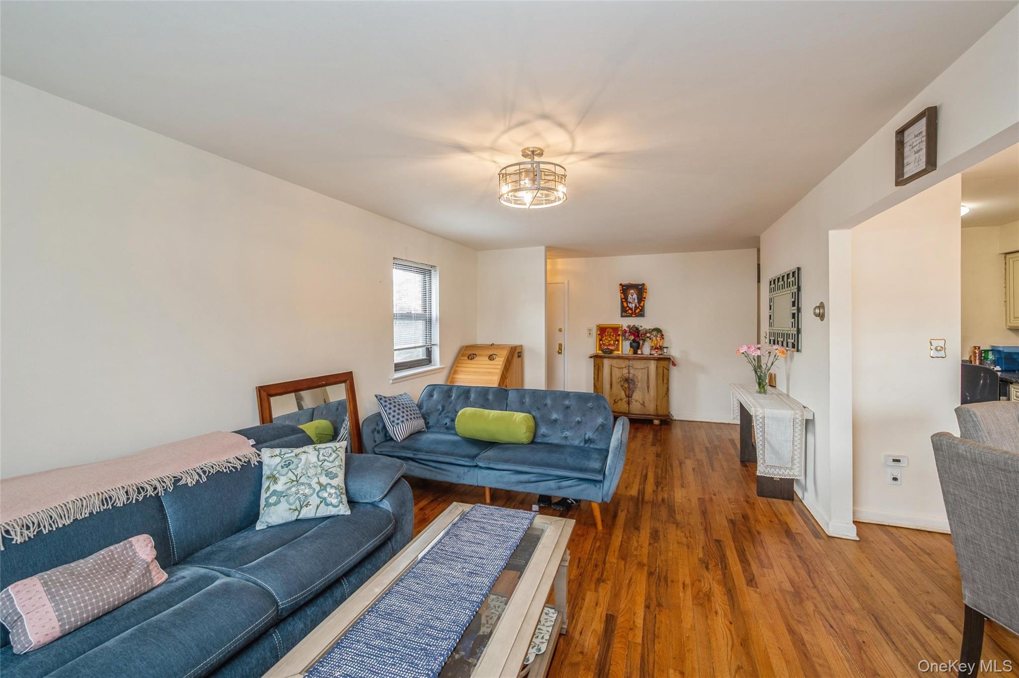 #4 photo, 216 Fulton Street, Farmingdale , NY 11735