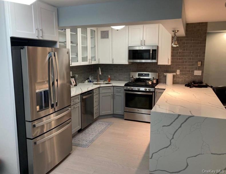 #3 photo, 17-85 215th Street, Bayside , NY 11360