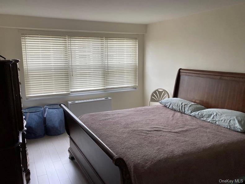 #5 photo, 17-85 215th Street, Bayside , NY 11360