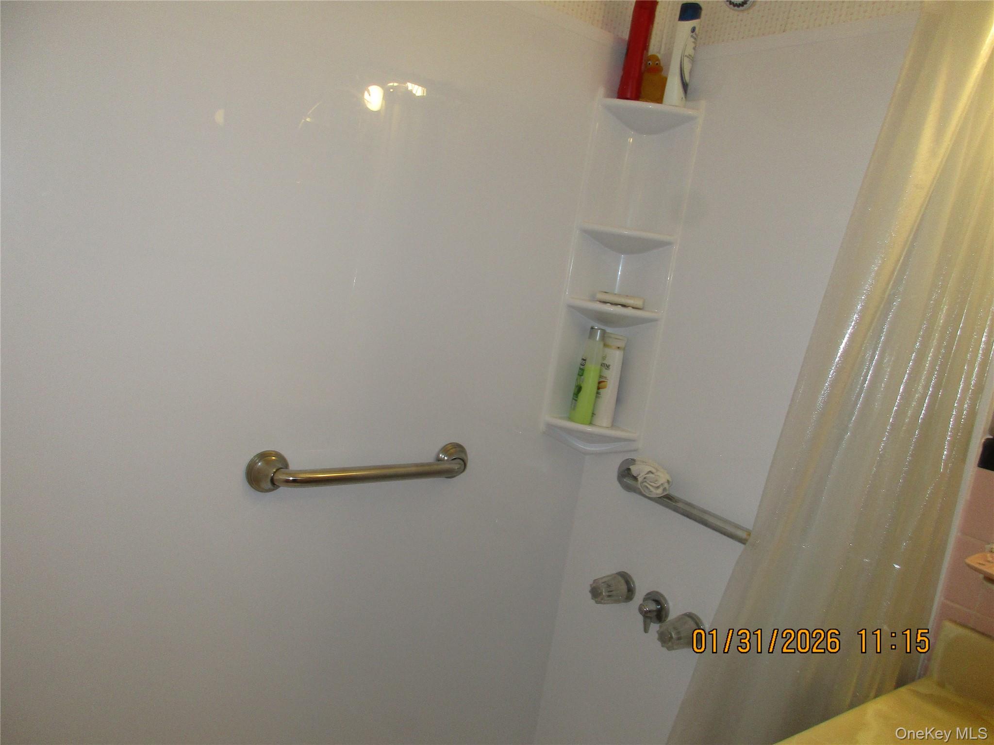 #10 photo, 62-37 69TH Place, Middle Village , NY 11379