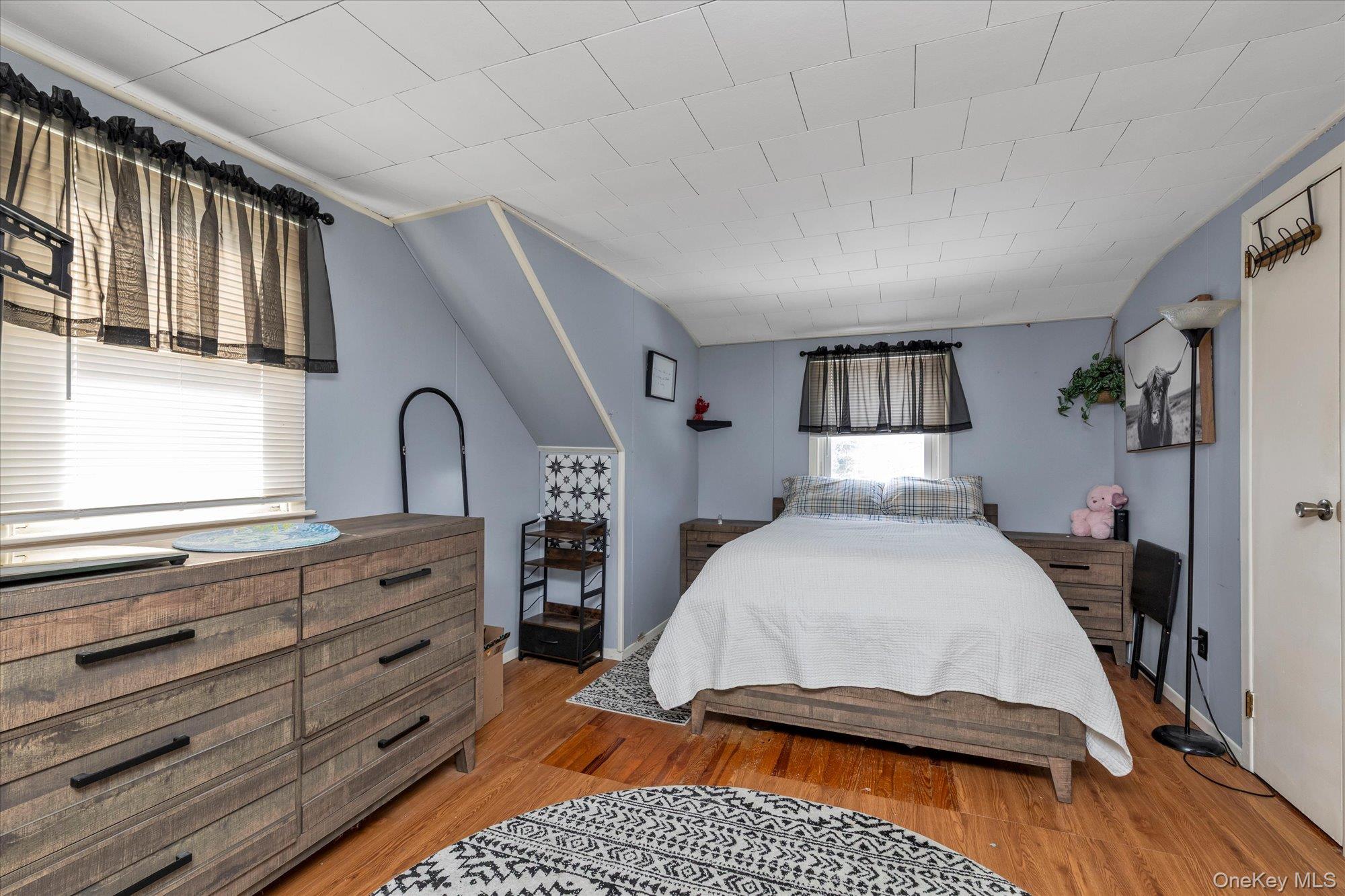 #13 photo, 2272 Oxford Street, East Meadow , NY 11554