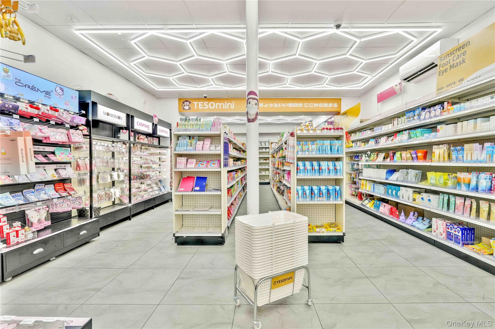 #5 photo, 3617 30th Avenue, Astoria , NY 11103