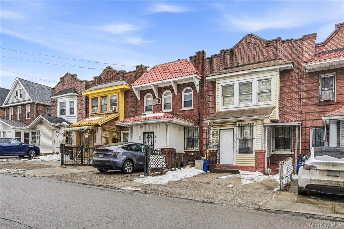 #2 photo, 159-20 Highland Avenue, Jamaica , NY 11432