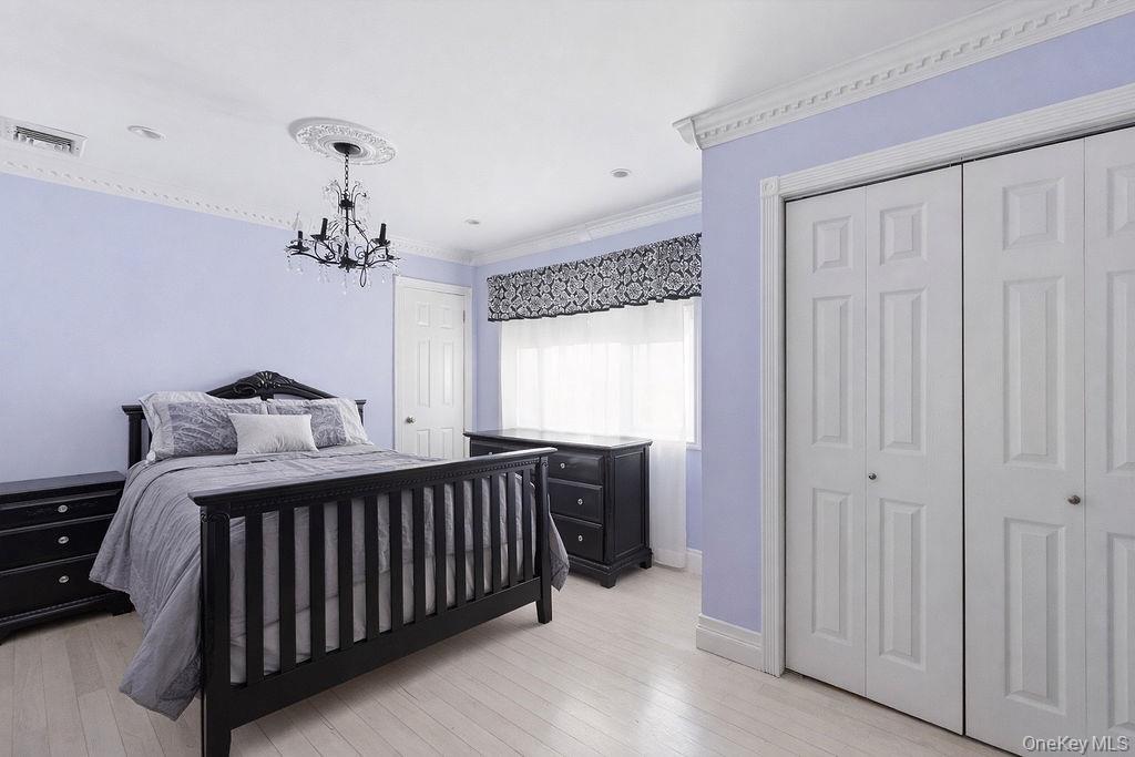 #9 photo, 164-14 85th Street, Howard Beach , NY 11414