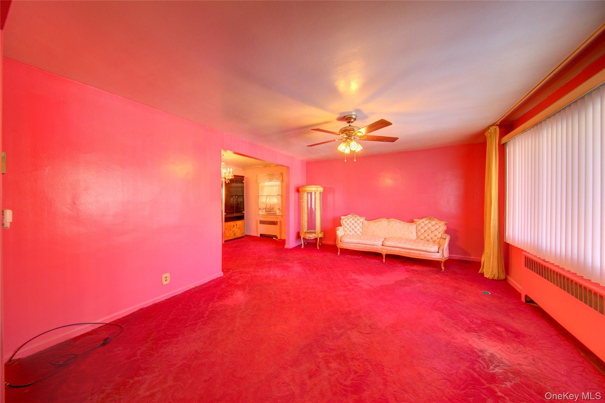 #4 photo, 10 Taft Avenue, Hempstead , NY 11550