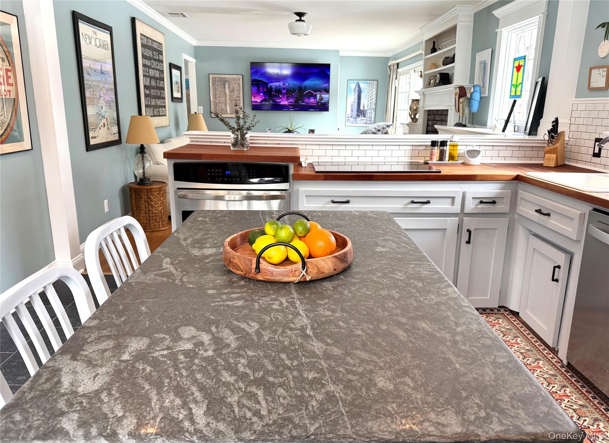 #15 photo, 19 Walnut Drive, Shoreham , NY 11786