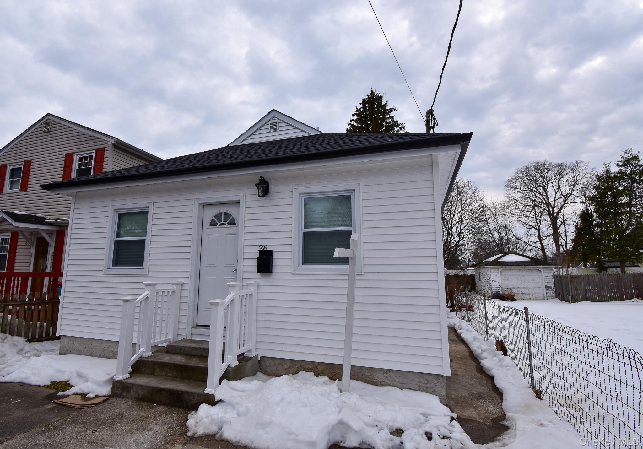 #1 photo, 36 S 5th Avenue, Brentwood , NY 11717